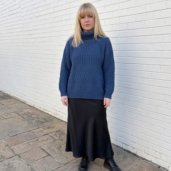 Vintage Sweaters - Vintage Blue Chunky Knit Turtleneck Sweater Womens Oversized Cottagecore 90s